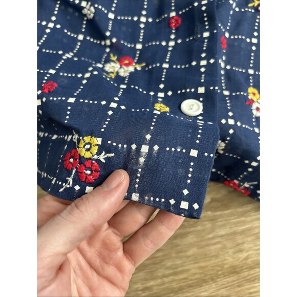 Vtg Womens JULIE MILLER California Blouse  Hand Embroidered Sheer Shirt Navy Sz6 - Picture 8 of 10